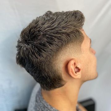 Corte infantil com risco